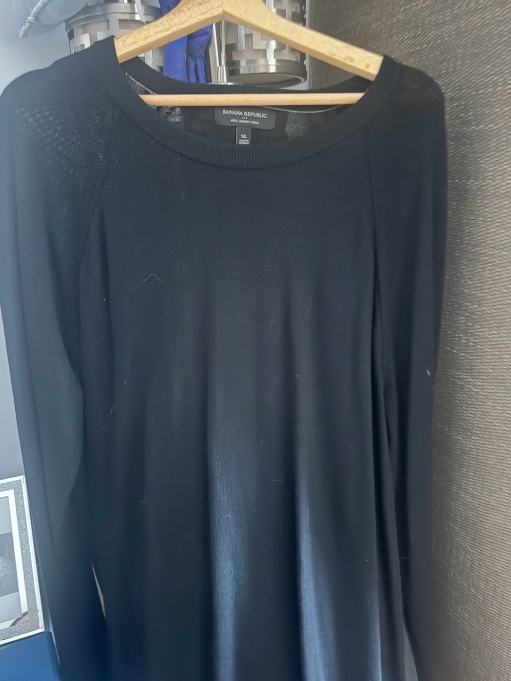 Banana Republic Black Crew Neck Lightweight Sweater